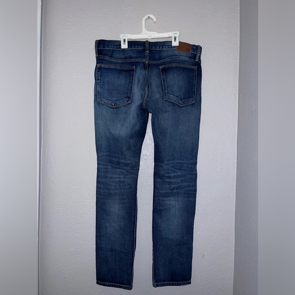 Gap Men Slim Straight Distressed Jeans - Picture 4 of 9